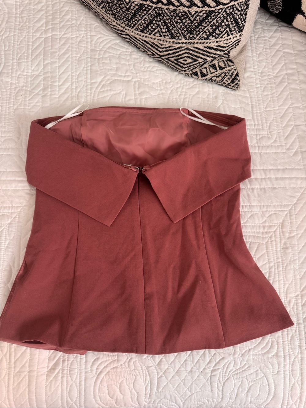 Aritzia Element Top in Dusty Rose - Picture 5 of 5